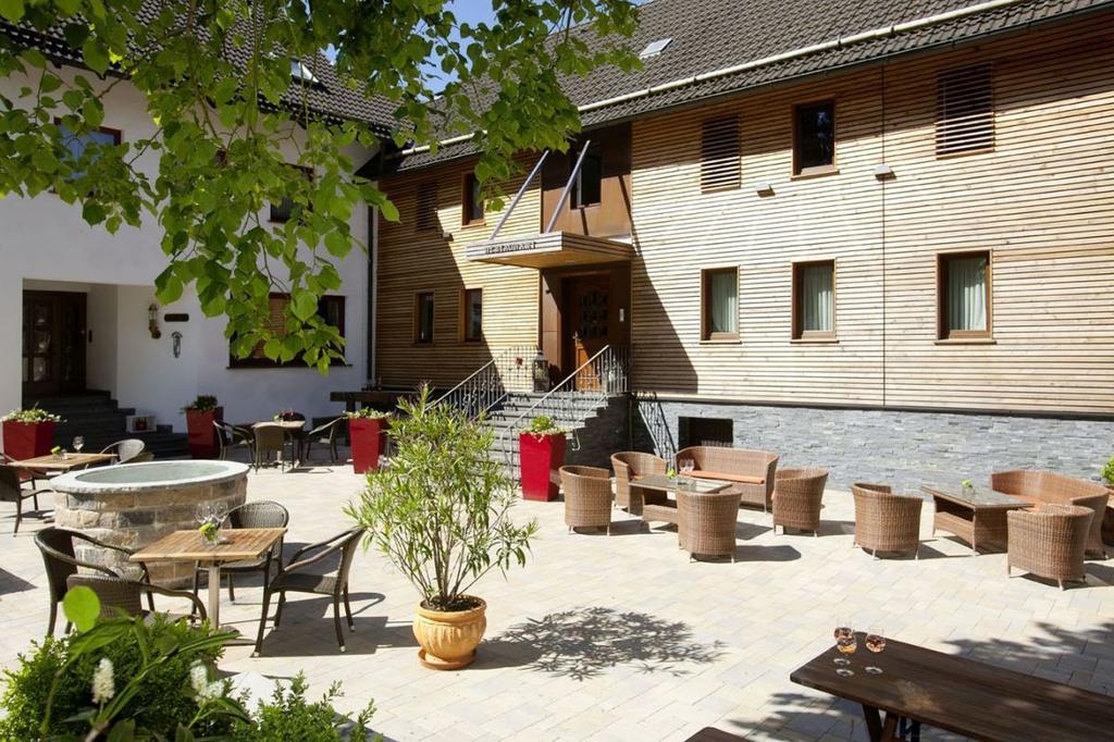 Hotel Zum Taufstein Sparhof Buitenkant foto